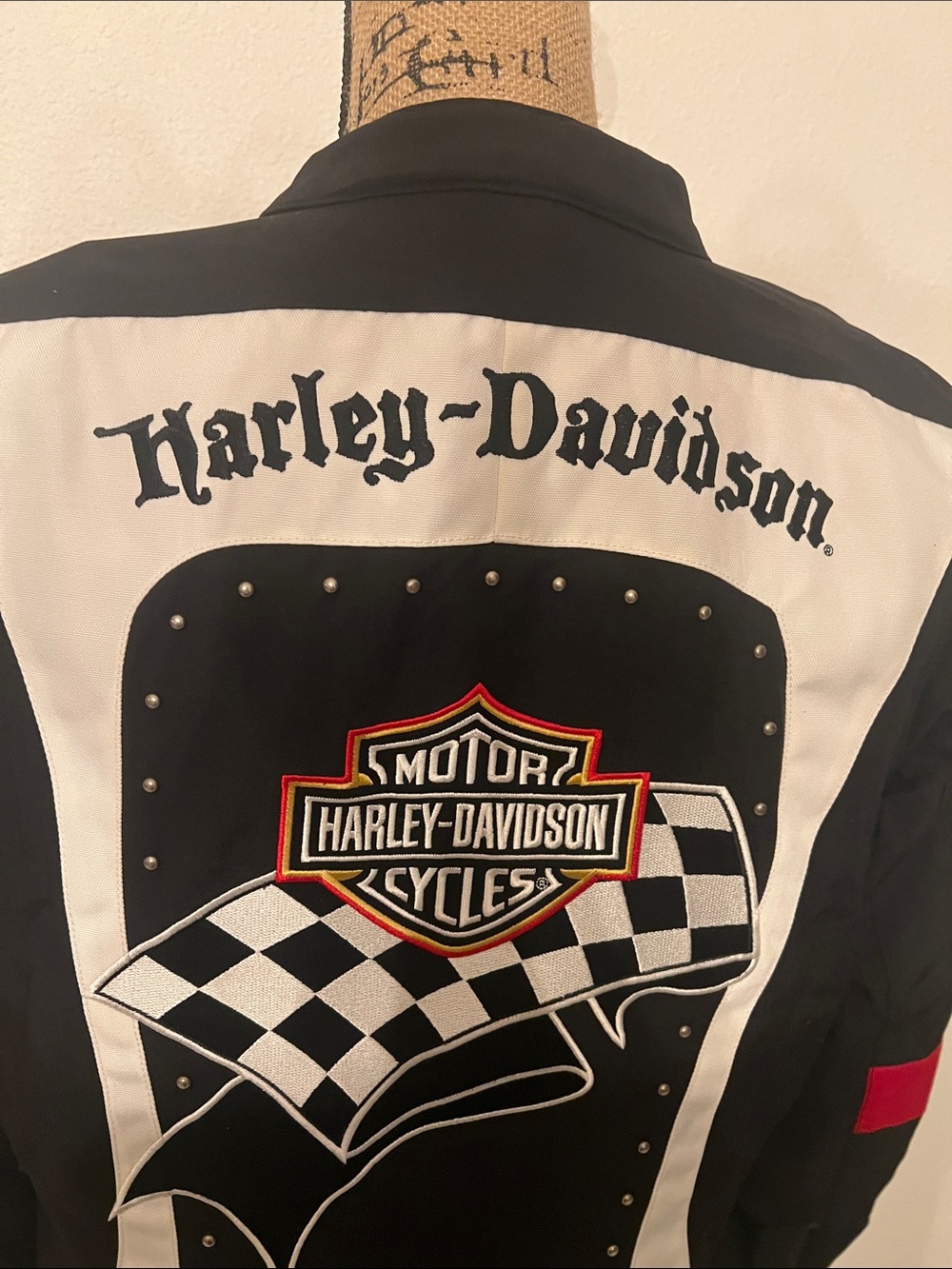 Harley-Davidson Black, White & Red Studded Bomber Jacket woman size - Picture 7 of 8